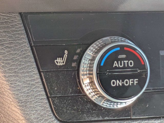 Used 2024 Mitsubishi Outlander SE FWD image 24