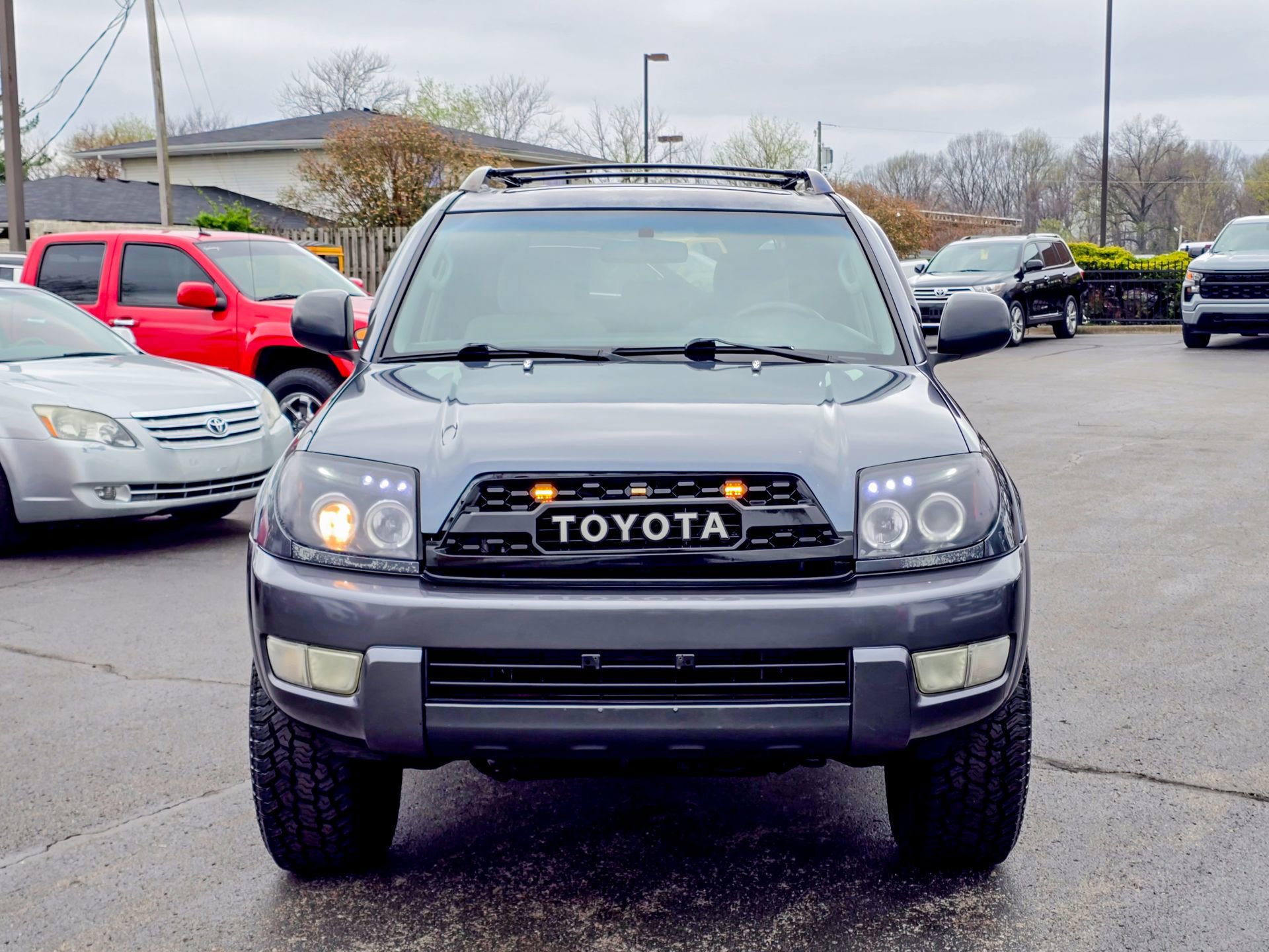 Used 2005 Toyota 4Runner SR5 AWD/4WD image 5