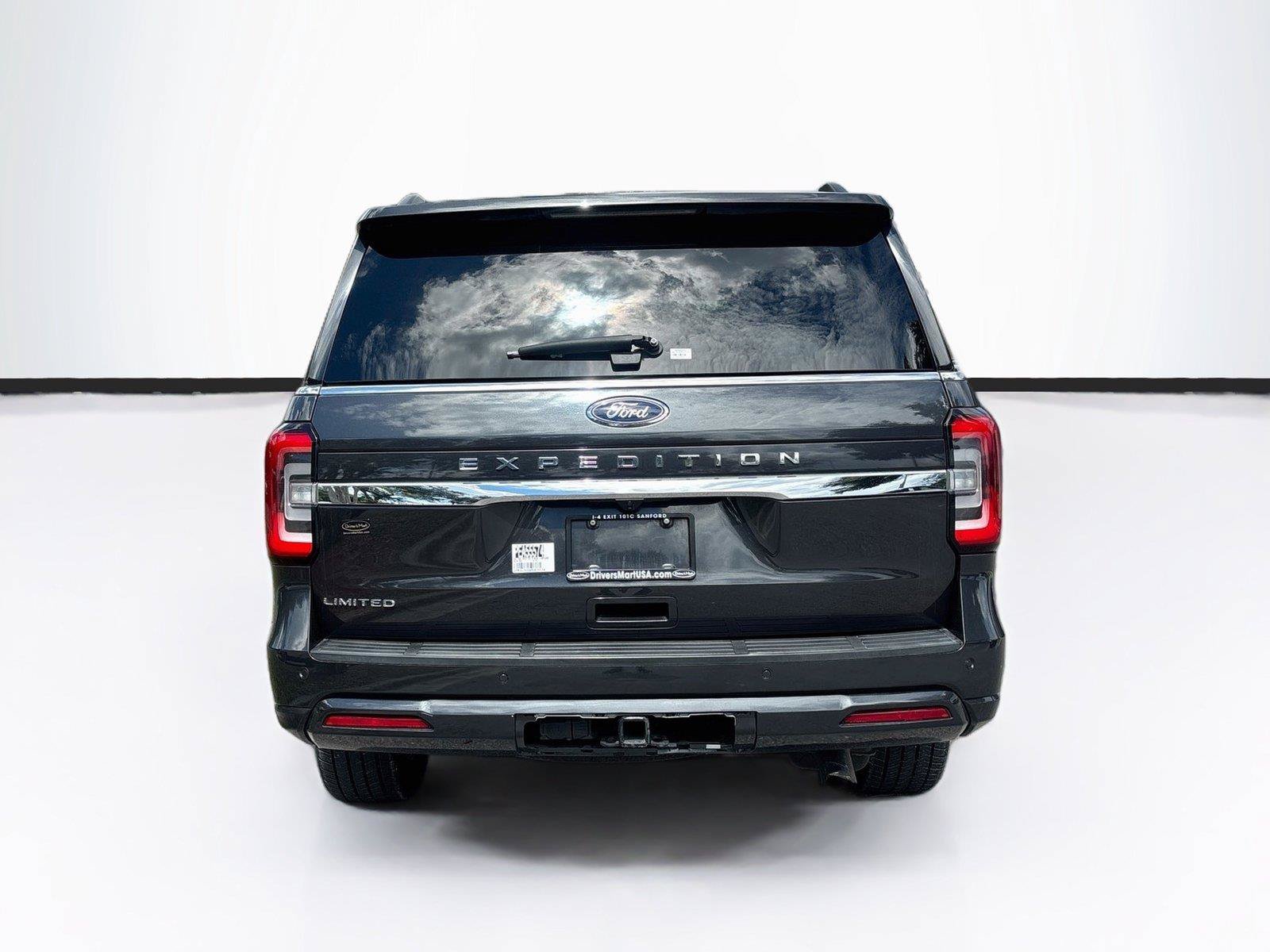 Used 2023 Ford Expedition Limited RWD image 6