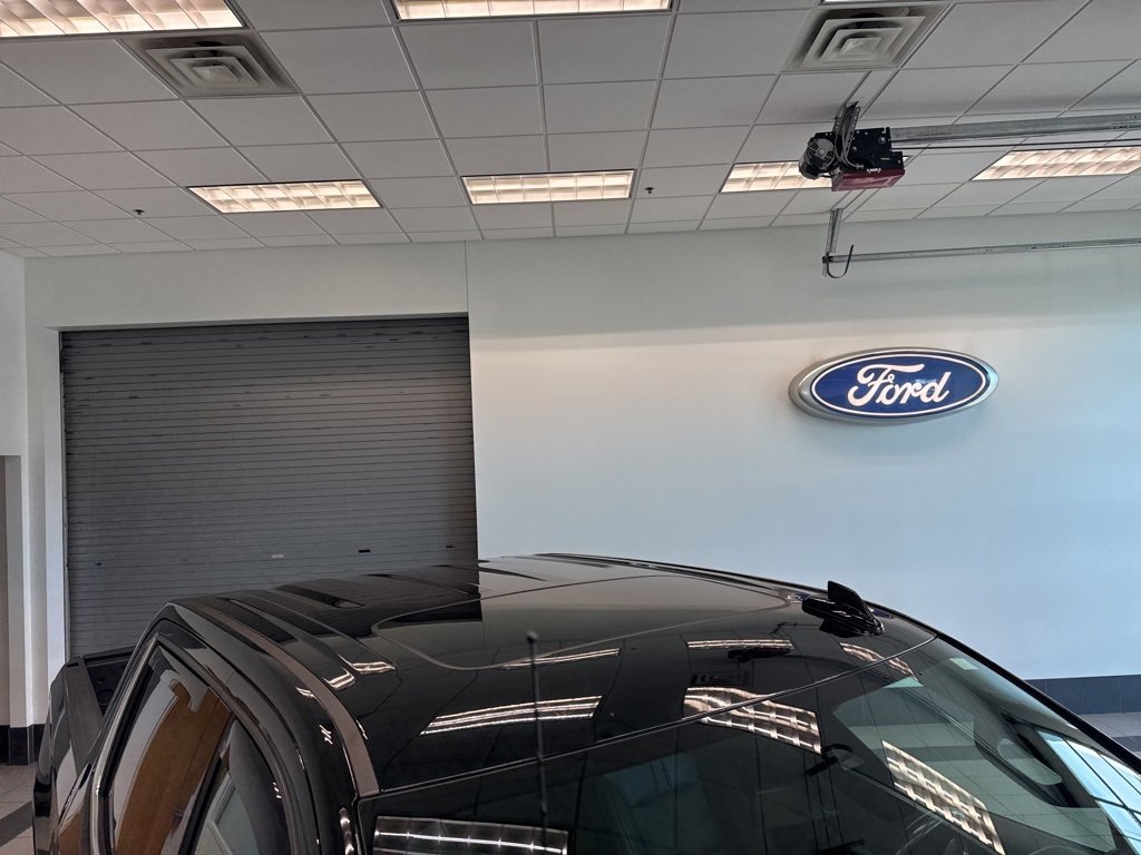 Used 2021 Chevrolet Silverado 1500 High Country w/ Safety Package II image 30