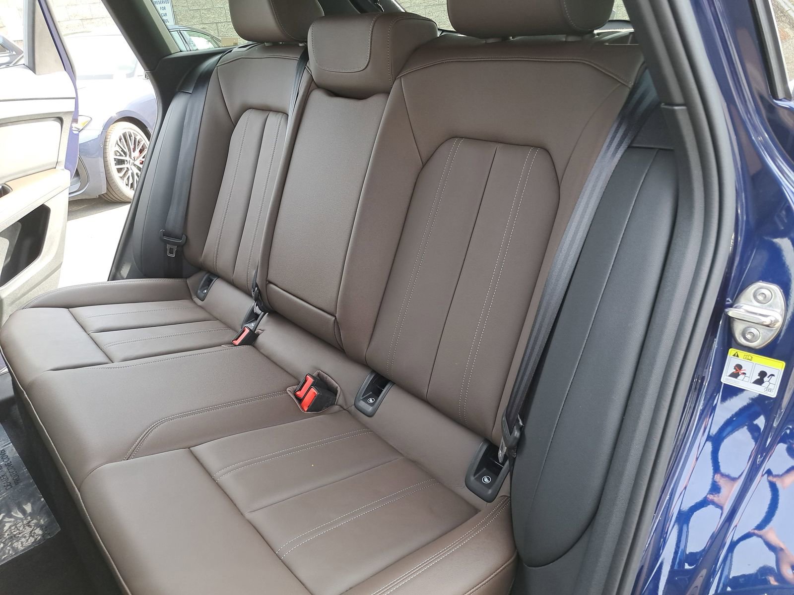 Used 2024 Audi Q4 e-tron Premium Plus image 14