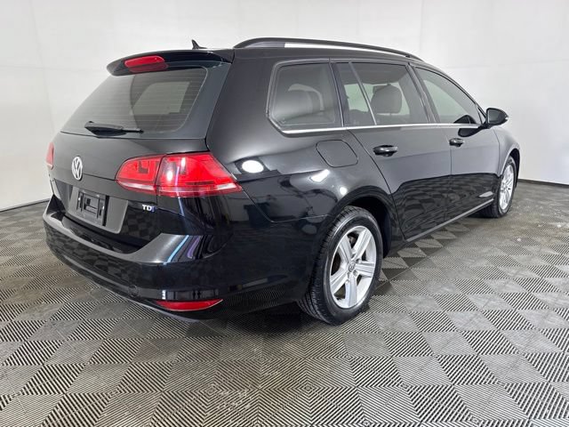 Used 2015 Volkswagen Golf TDI S FWD image 3