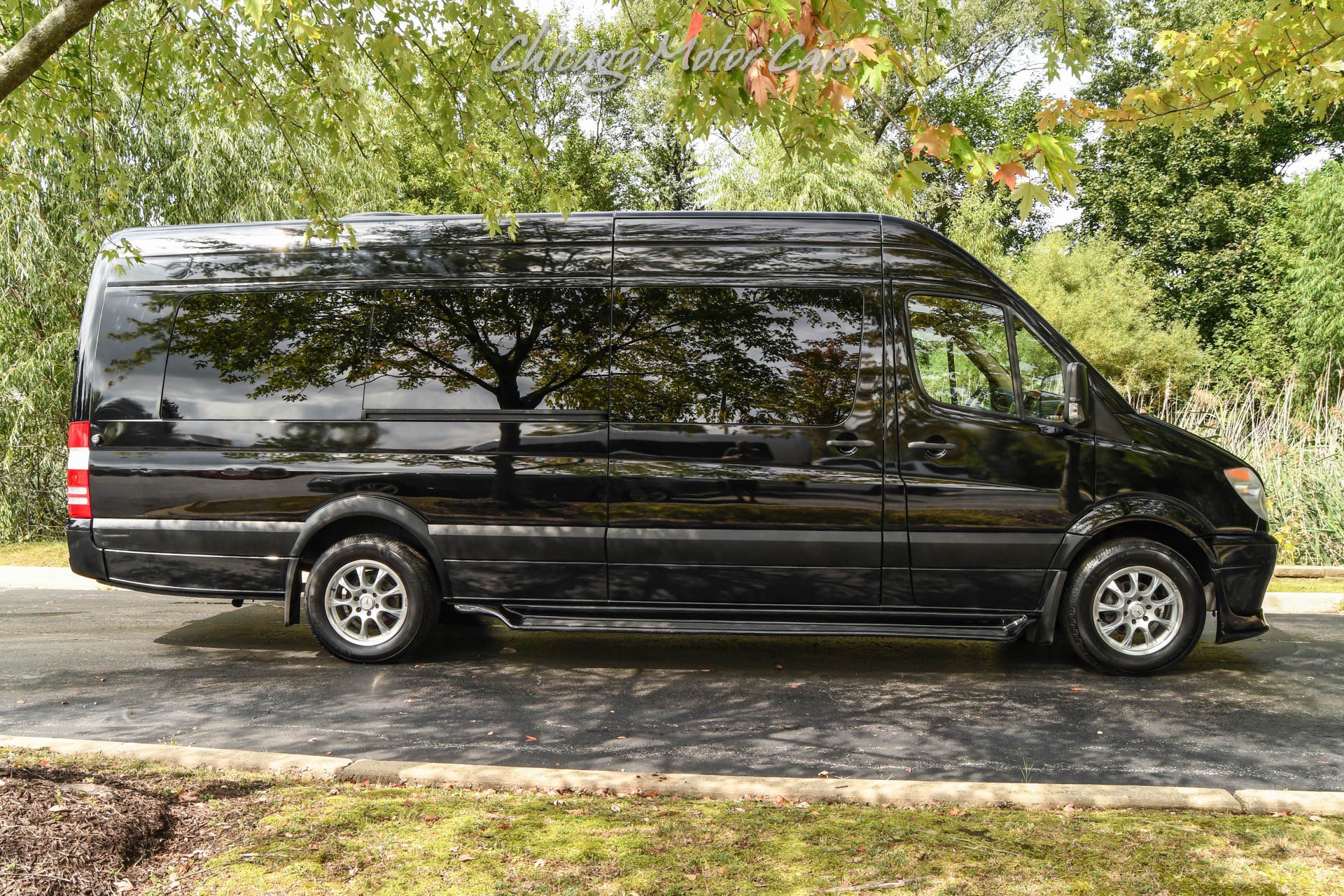 Used 2011 Freightliner Sprinter 2500 RWD image 38