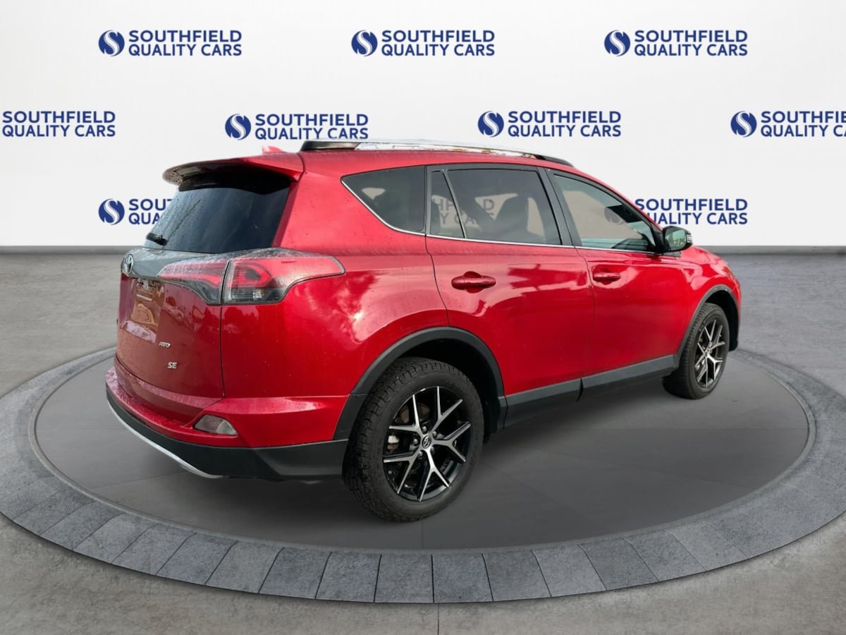 Used 2016 Toyota RAV4 SE AWD/4WD image 7