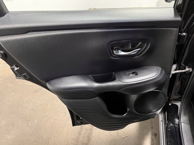 Used 2023 Honda HR-V LX image 16