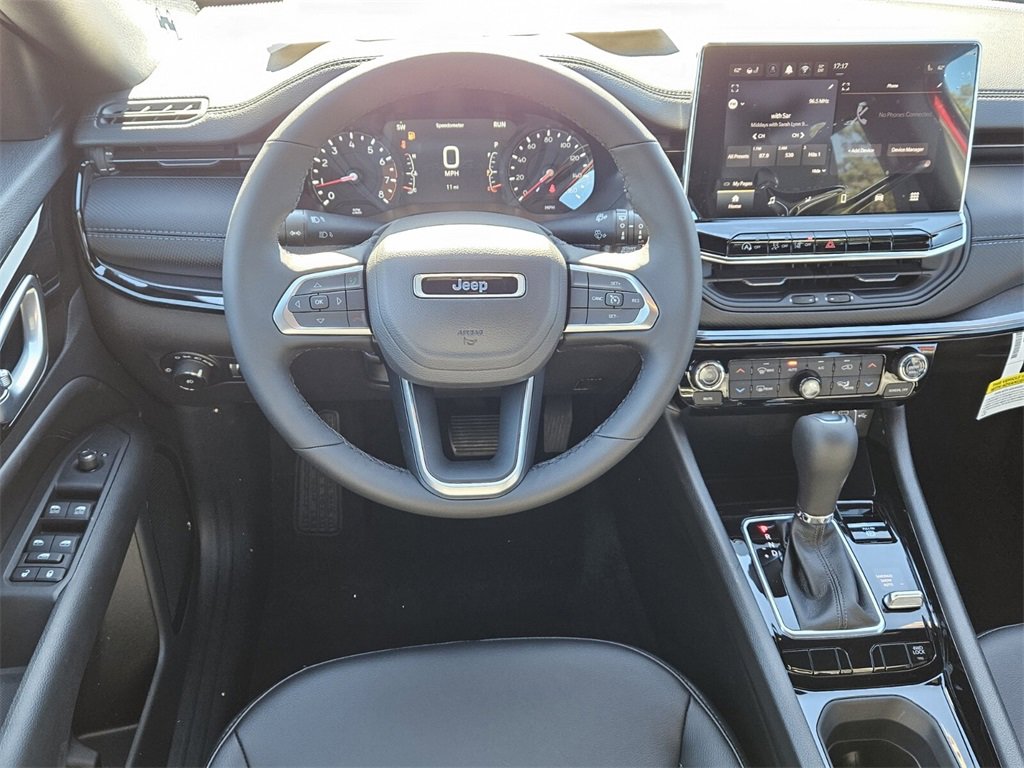 New 2026 Jeep Compass Latitude image 12