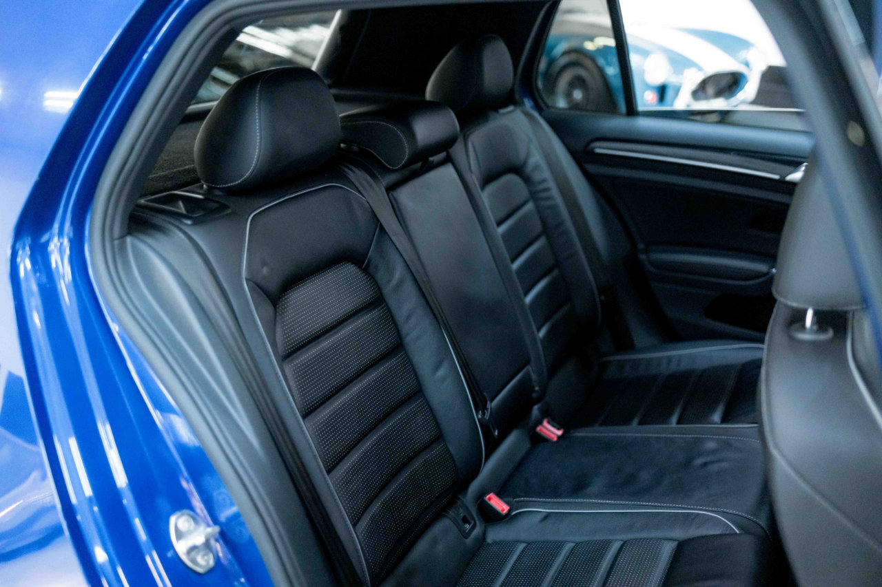 Used 2018 Volkswagen Golf R DCS and Navigation 7A image 74