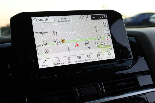 Certified 2025 Nissan Pathfinder SL FWD image 14