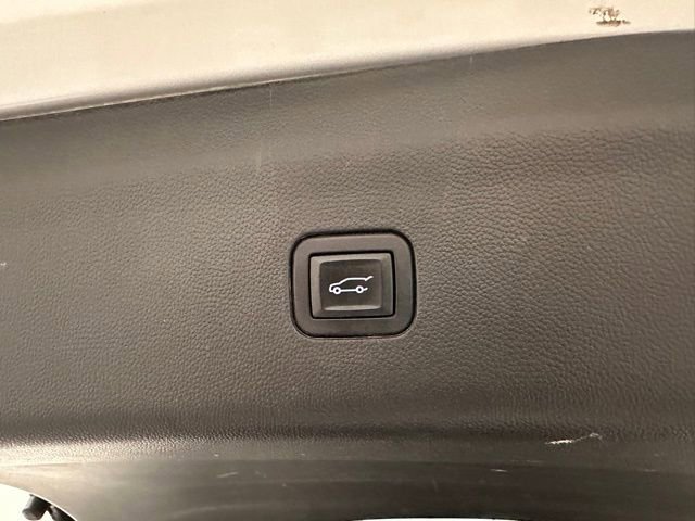 Used 2019 Buick Enclave Essence AWD/4WD image 23