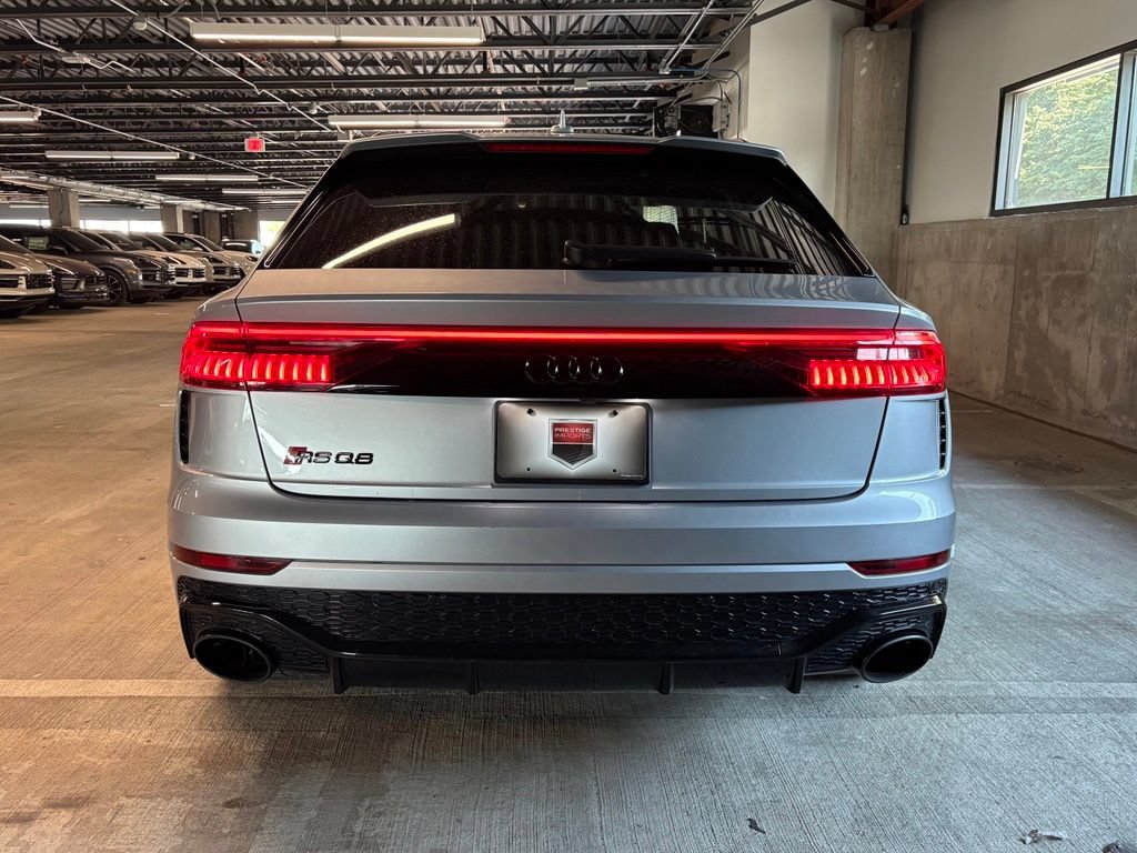 Used 2022 Audi RS Q8 AWD/4WD image 7