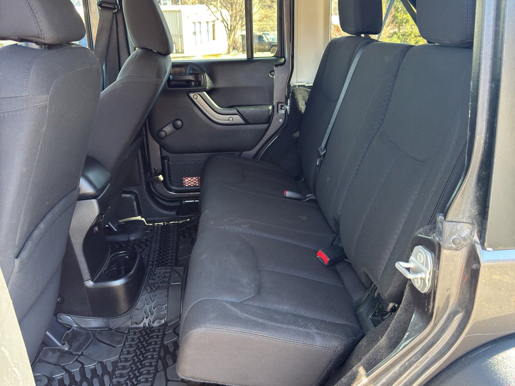 Used 2014 Jeep Wrangler Unlimited Sport image 12