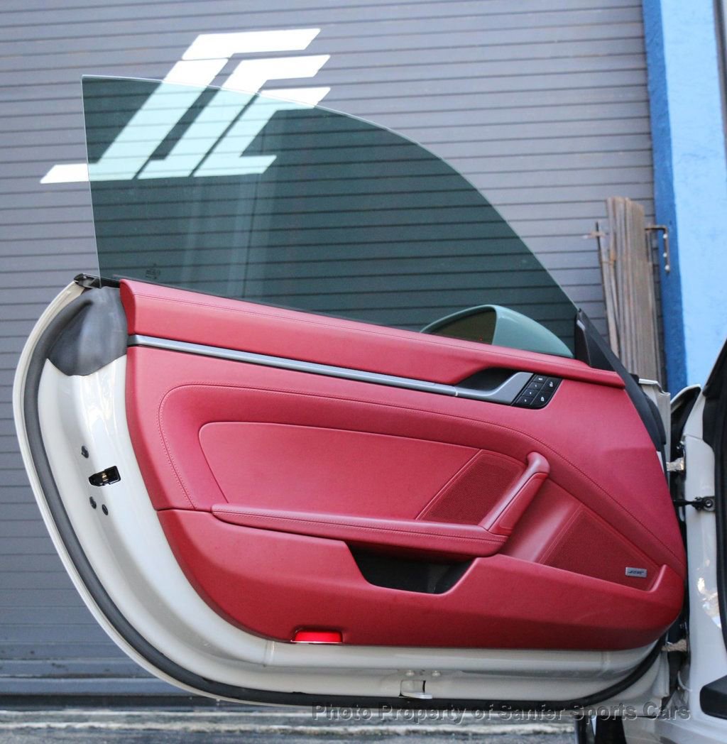 Used 2022 Porsche 911 Carrera 4S image 16