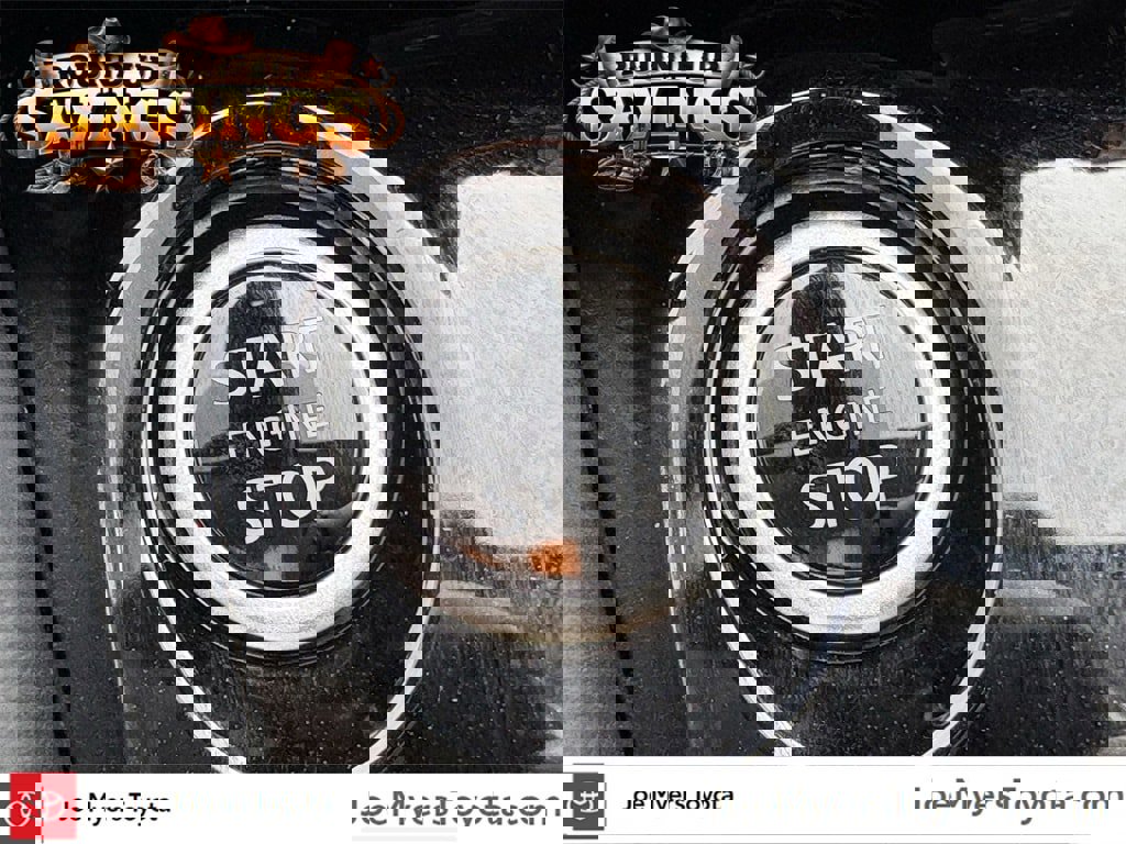 Used 2025 Nissan Versa SV image 21