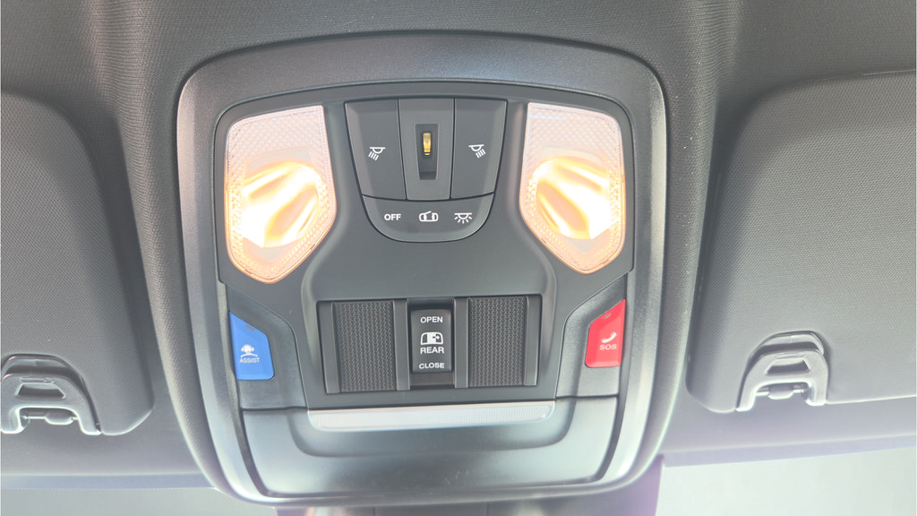 New 2026 RAM 3500 Tradesman AWD/4WD image 39