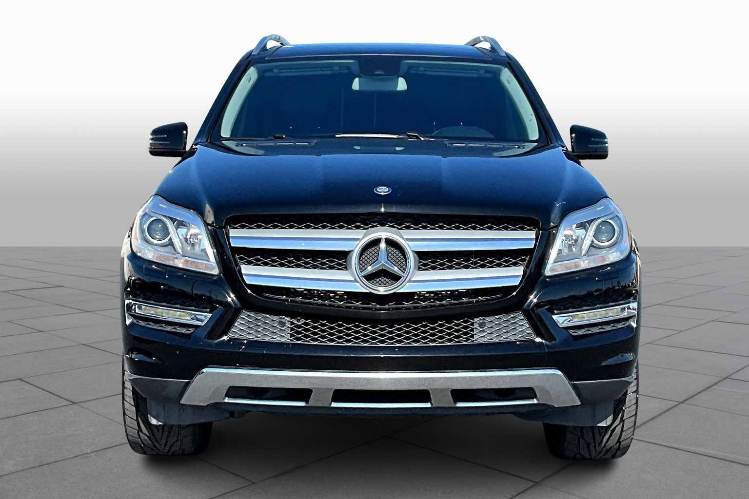 Used 2016 Mercedes-Benz GL 450 4MATIC image 3