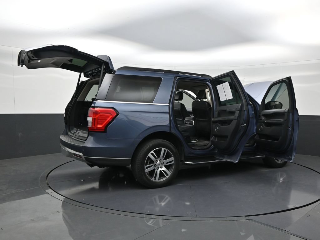 Used 2023 Ford Expedition XLT RWD image 28