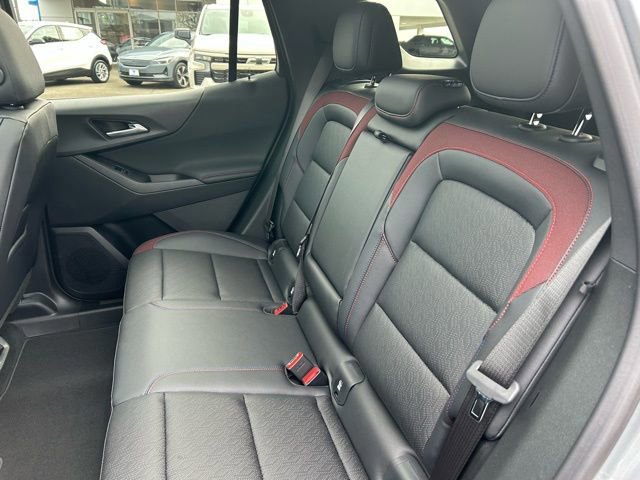 New 2026 Chevrolet Equinox RS w/ Convenience Package III AWD/4WD image 13
