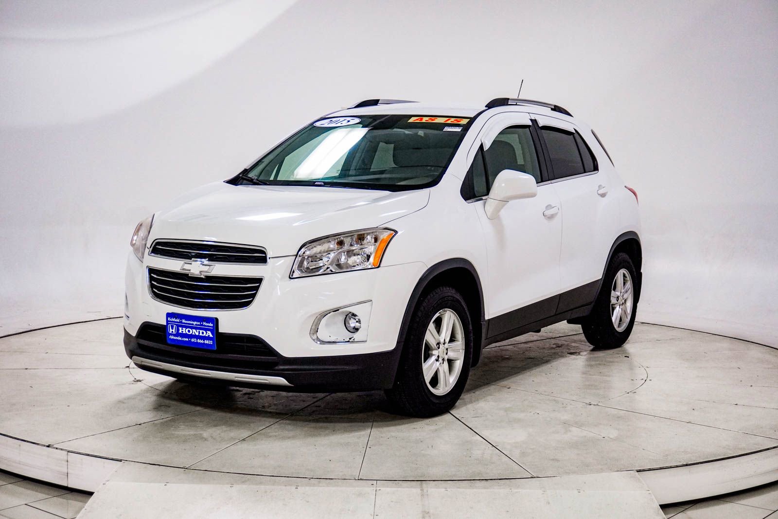 Used 2015 Chevrolet Trax LT w/ LT Plus Package image 2
