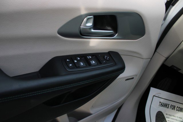 Used 2018 Chrysler Pacifica Limited w/ Advanced Safetytec Group image 27