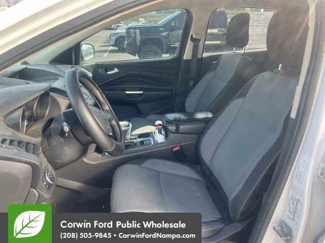 Used 2018 Ford Escape SE image 9