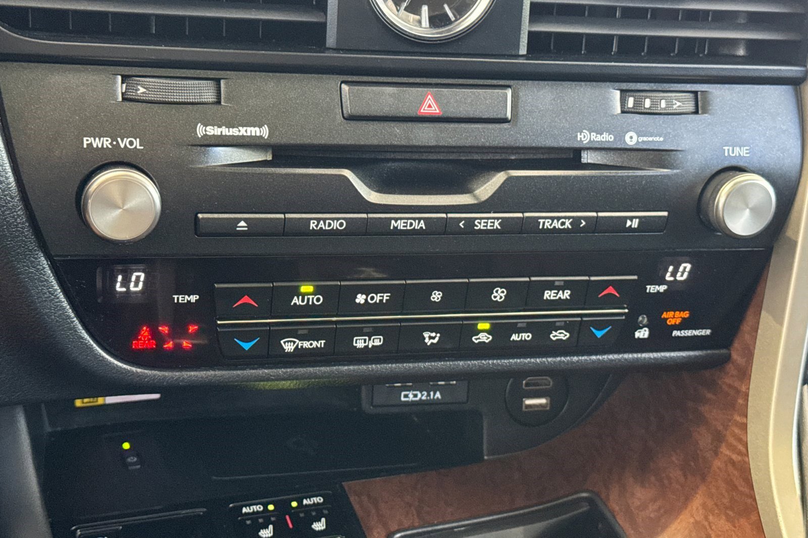 Certified 2022 Lexus RX 450hL AWD w/ Premium Package image 29