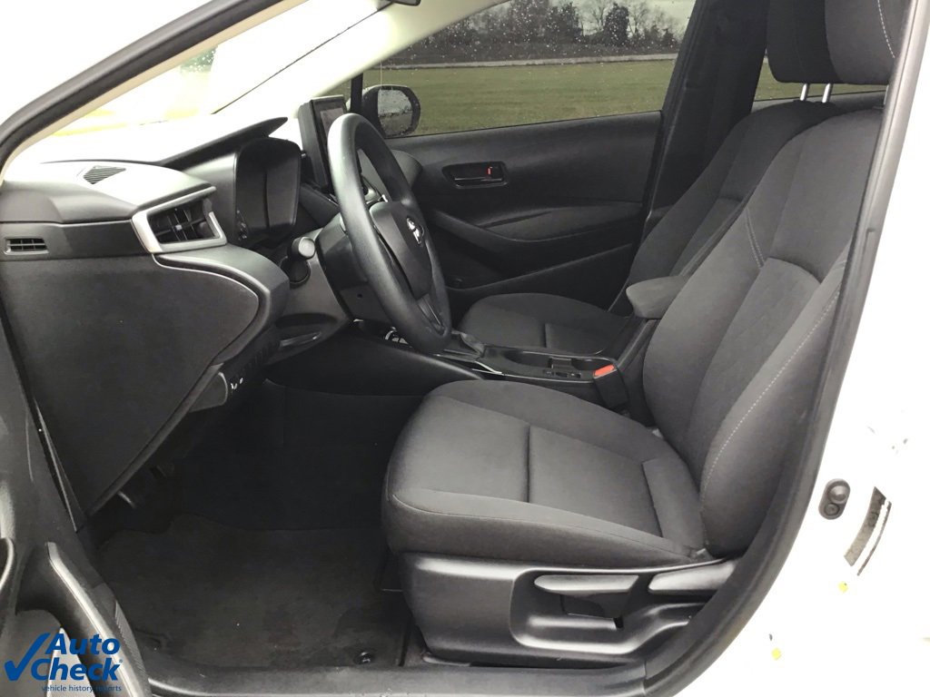 Used 2024 Toyota Corolla LE image 25