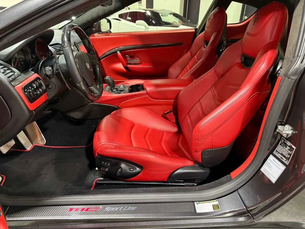 Used 2018 Maserati GranTurismo MC image 39