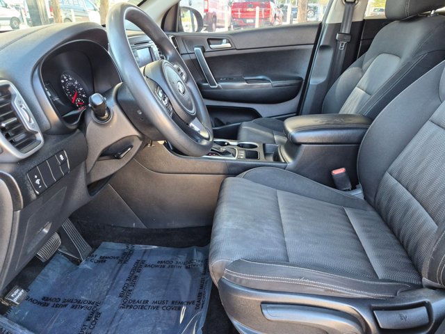 Used 2017 Kia Sportage LX AWD/4WD image 11