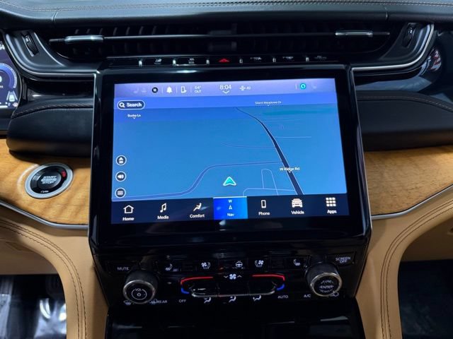 Used 2022 Jeep Grand Cherokee L Summit AWD/4WD image 16