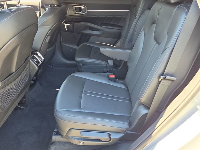 Used 2023 Kia Sorento SX image 13