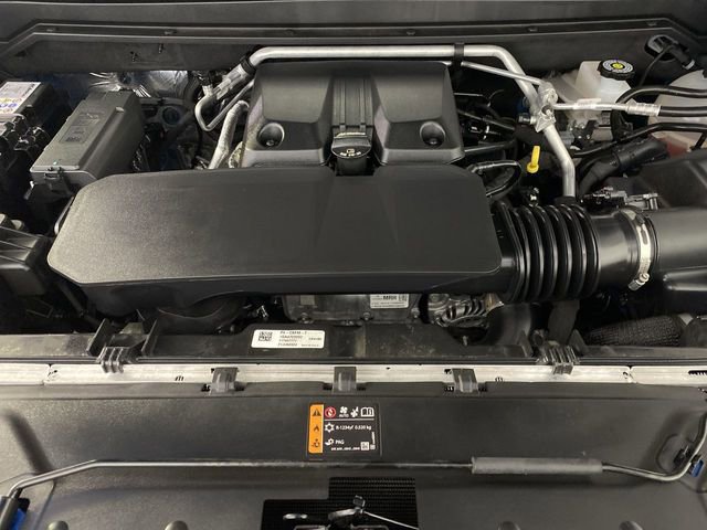 Certified 2024 Chevrolet Colorado Z71 w/ Z71 Convenience Package 2 image 35