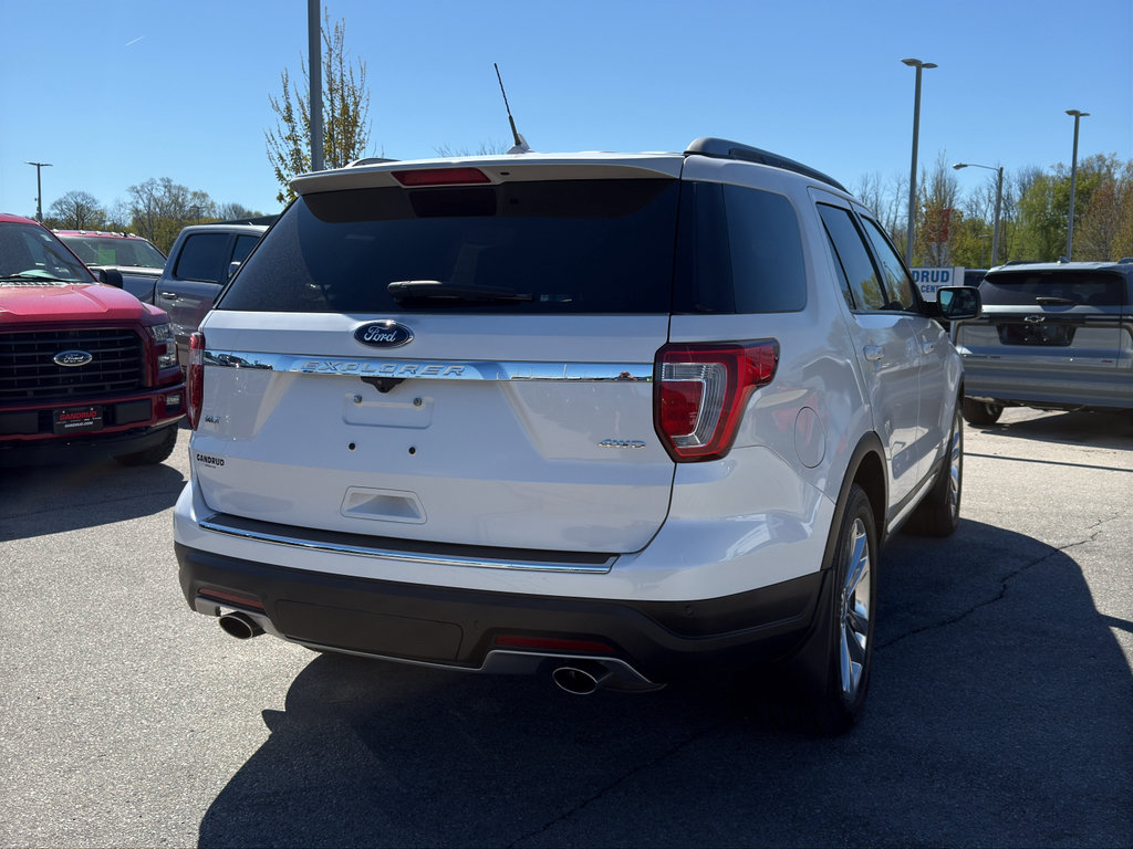 Used 2018 Ford Explorer XLT w/ Equipment Group 202A AWD/4WD image 5