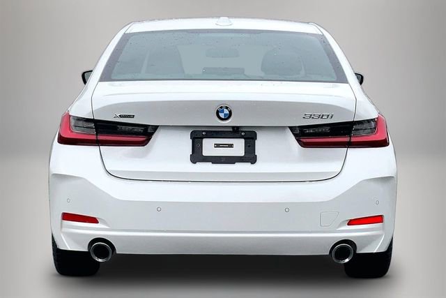 Used 2024 BMW 330i xDrive Sedan w/ Convenience Package image 4
