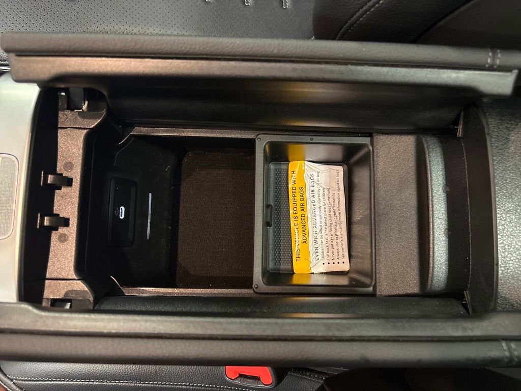 Used 2025 Mercedes-Benz GLC 350e GLC 350e image 26