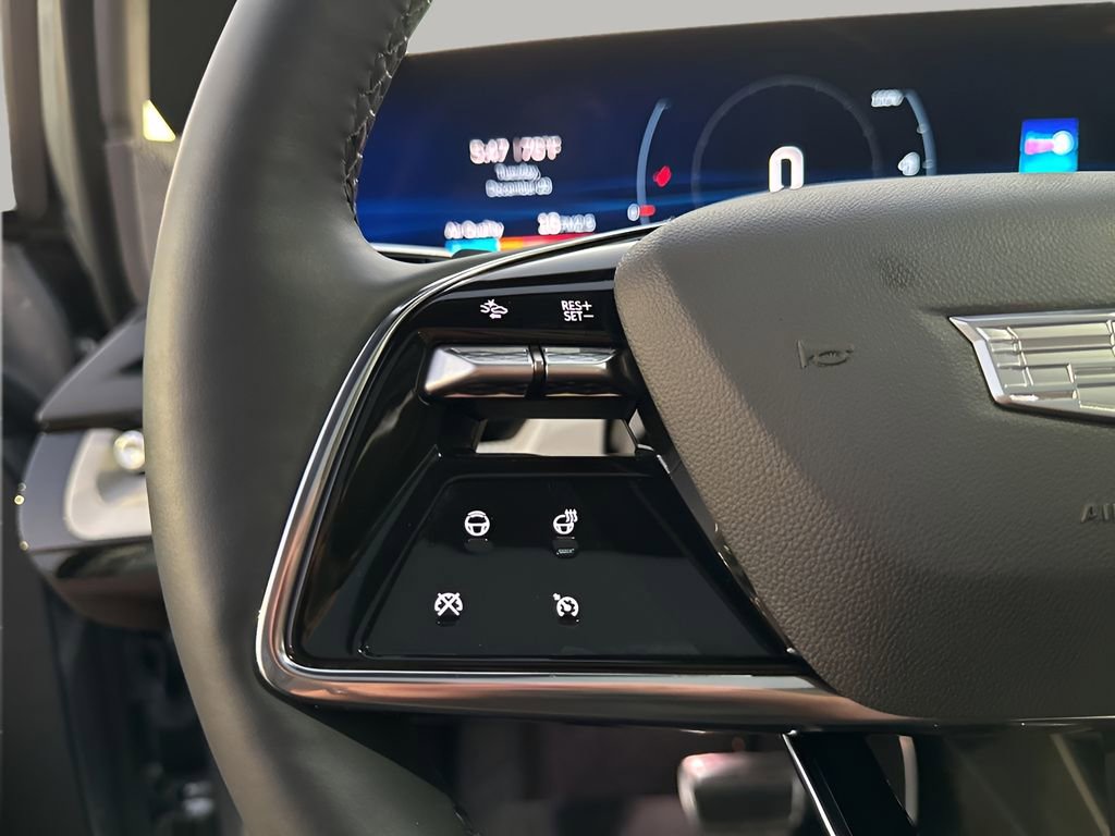 Certified 2025 Cadillac Optiq Sport 2 w/ LPO, Floor Liner Package image 33