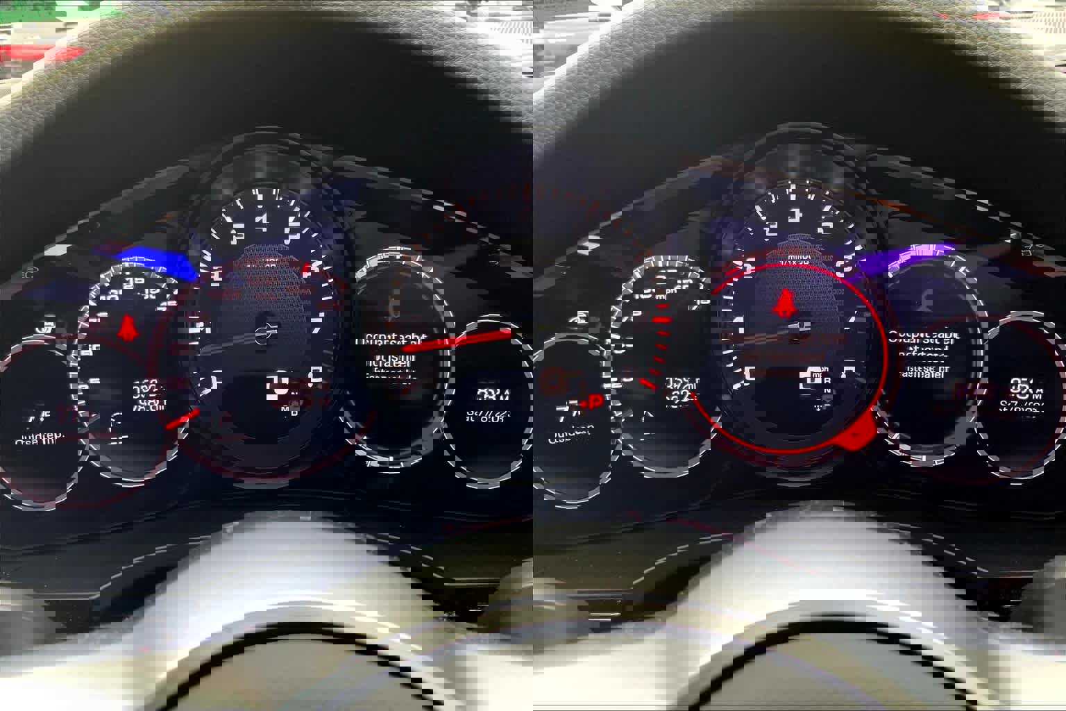 Used 2022 Porsche Cayenne Platinum Edition image 24