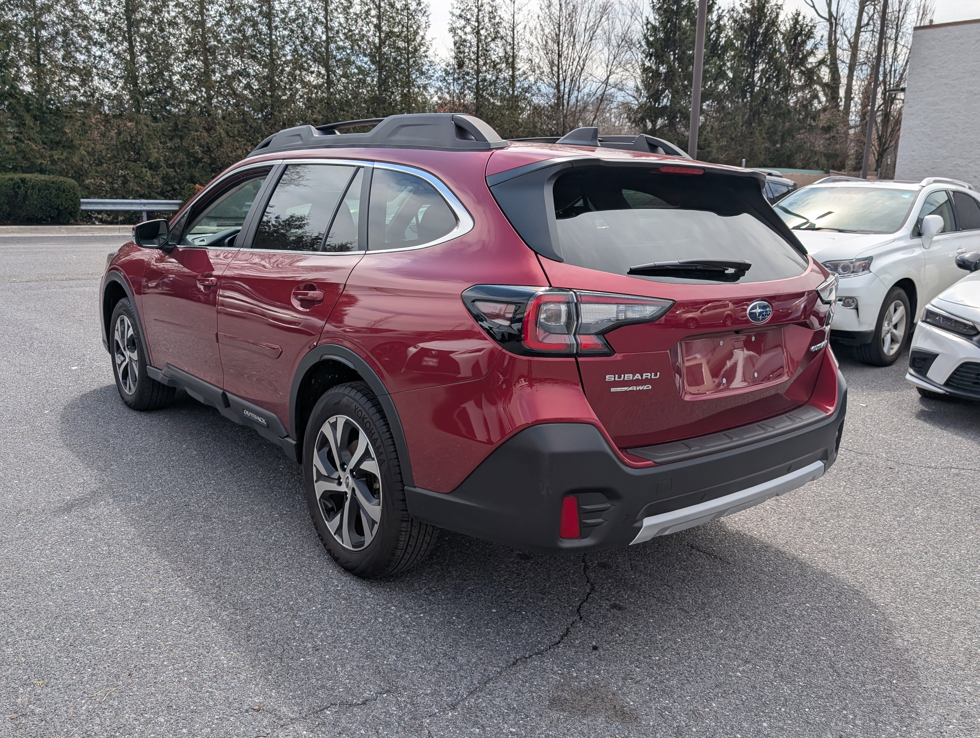 Used 2020 Subaru Outback Limited image 5