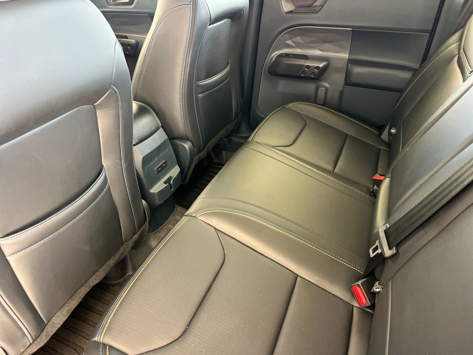 Used 2025 Ford Maverick Lobo AWD/4WD image 13