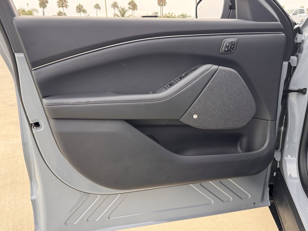 New 2025 Ford Mustang Mach-E Premium image 15