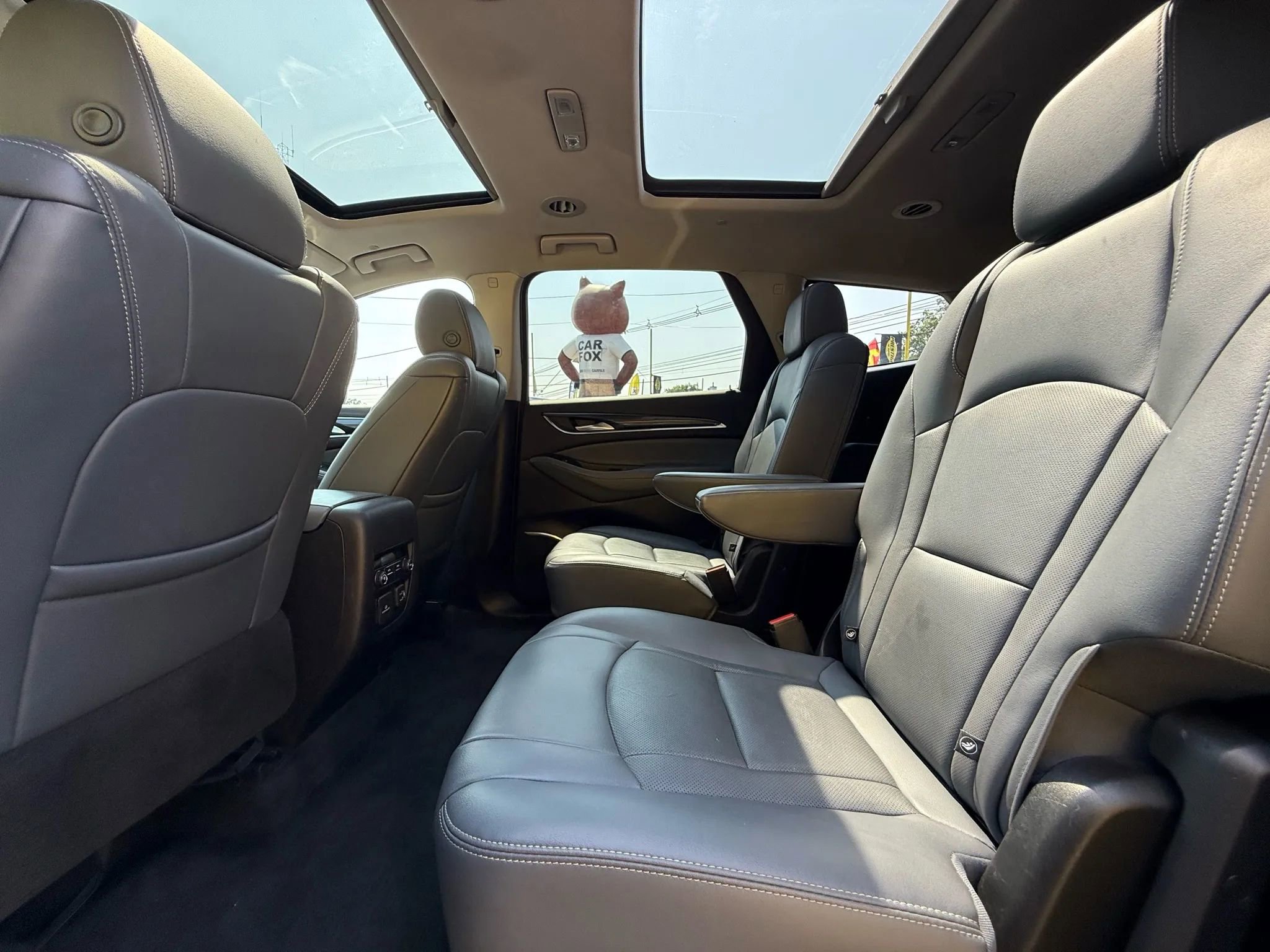 Used 2020 Buick Enclave Essence w/ Sport Touring Edition image 25