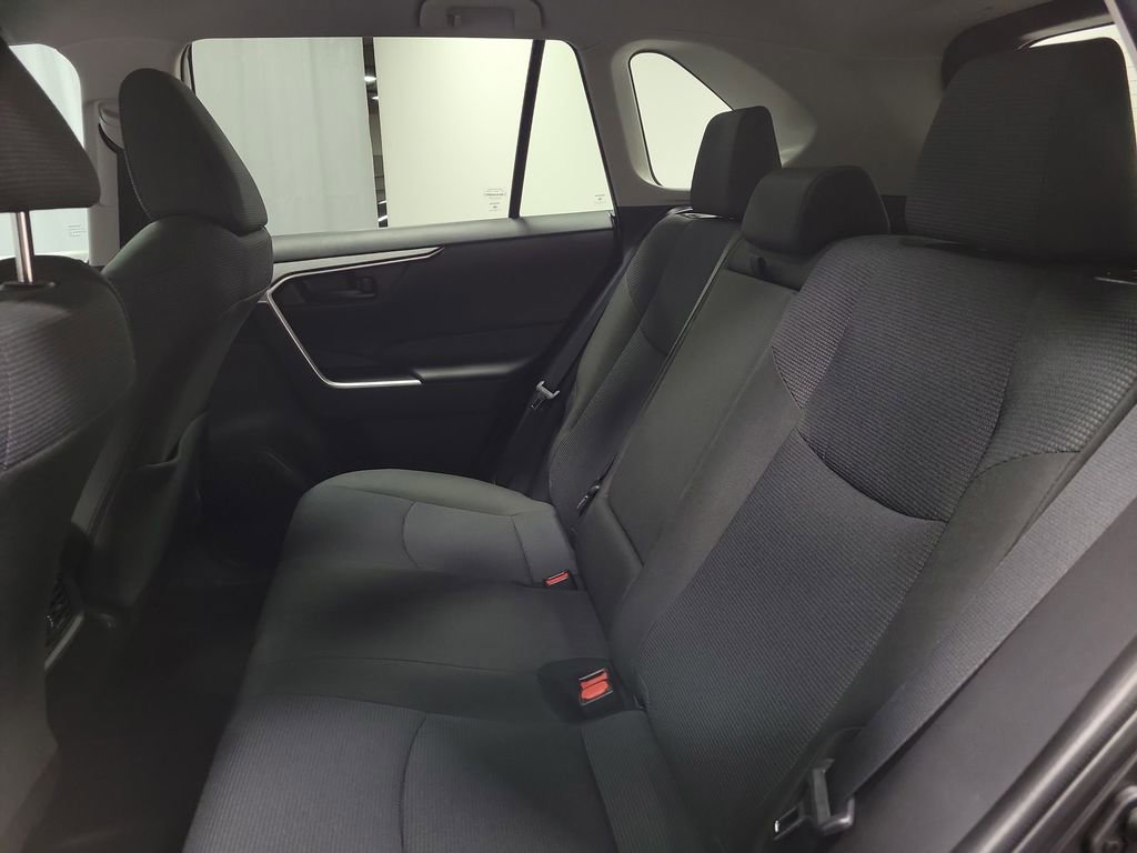 Used 2022 Toyota RAV4 LE image 20