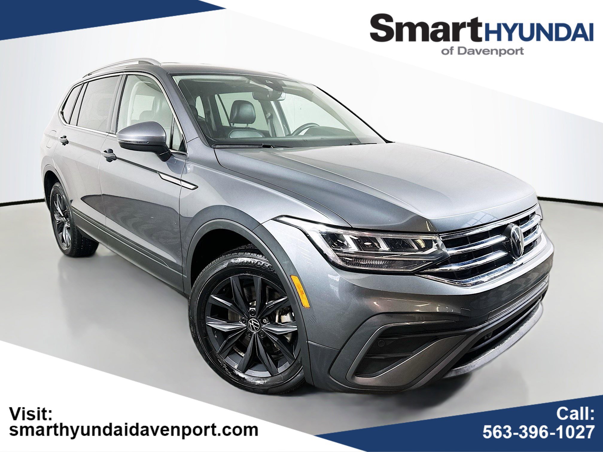 Used 2024 Volkswagen Tiguan SE image 1