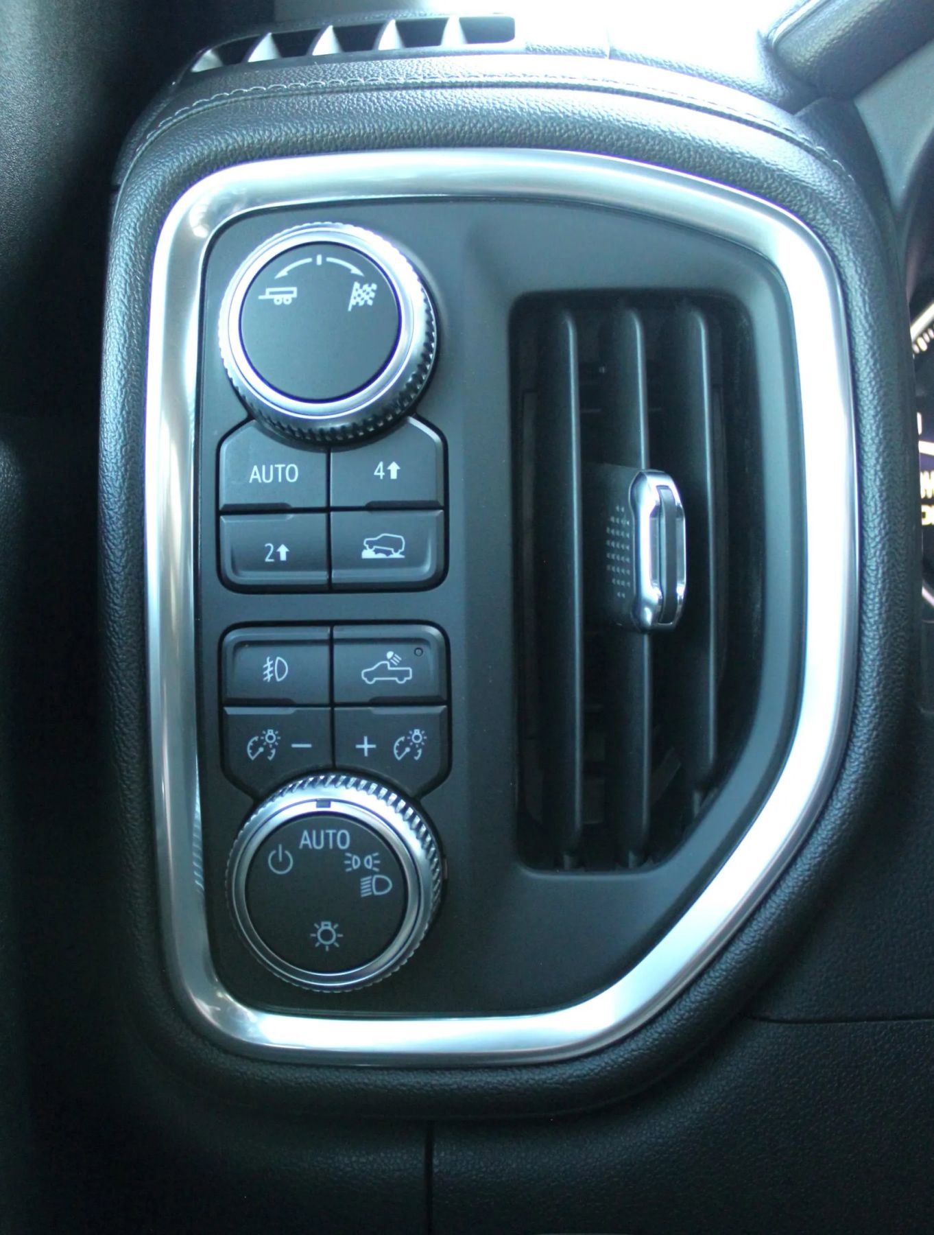 Used 2019 GMC Sierra 1500 Elevation w/ Elevation Value Package image 17