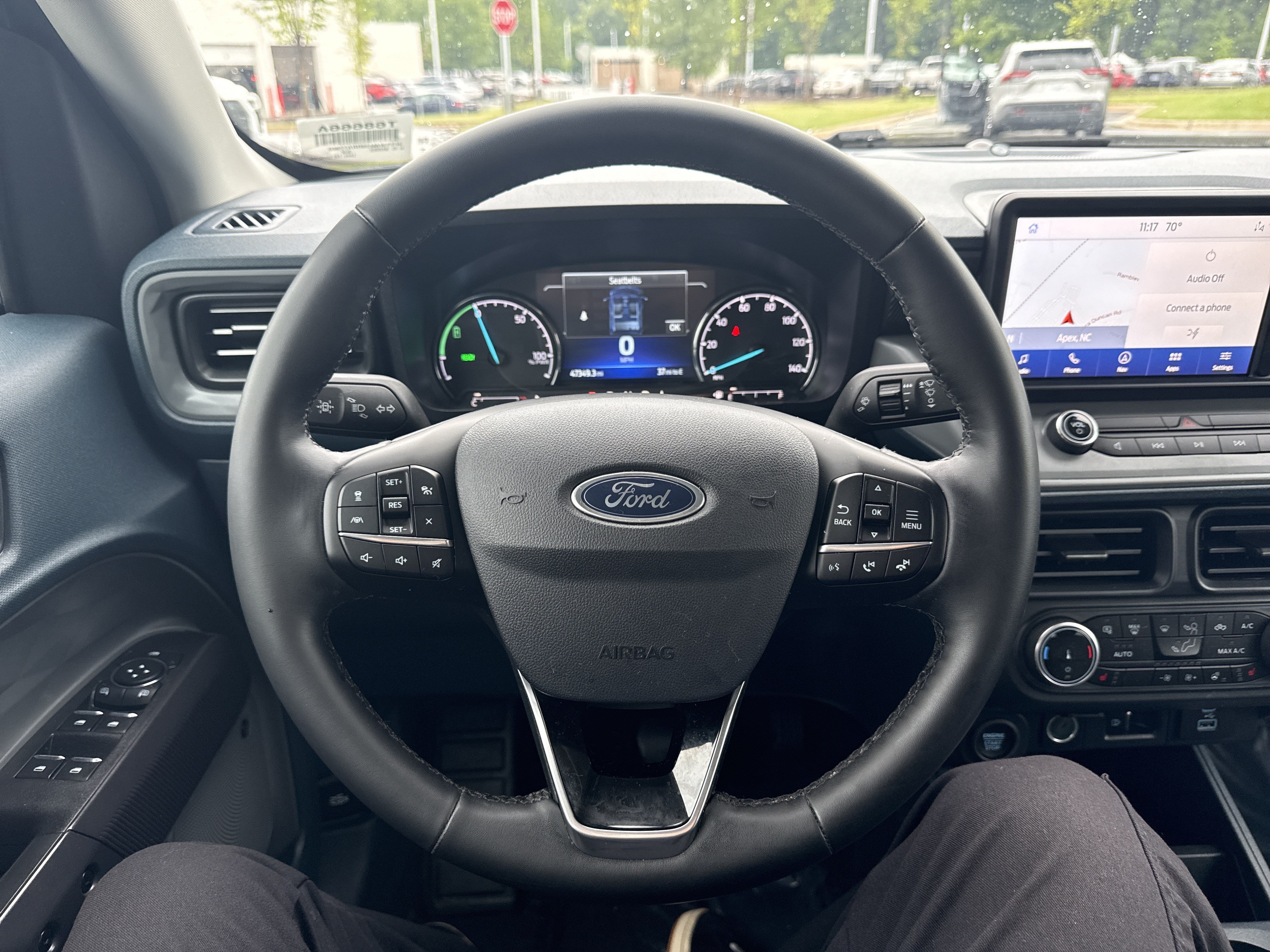 Used 2024 Ford Maverick Lariat w/ Black Appearance Package FWD image 18
