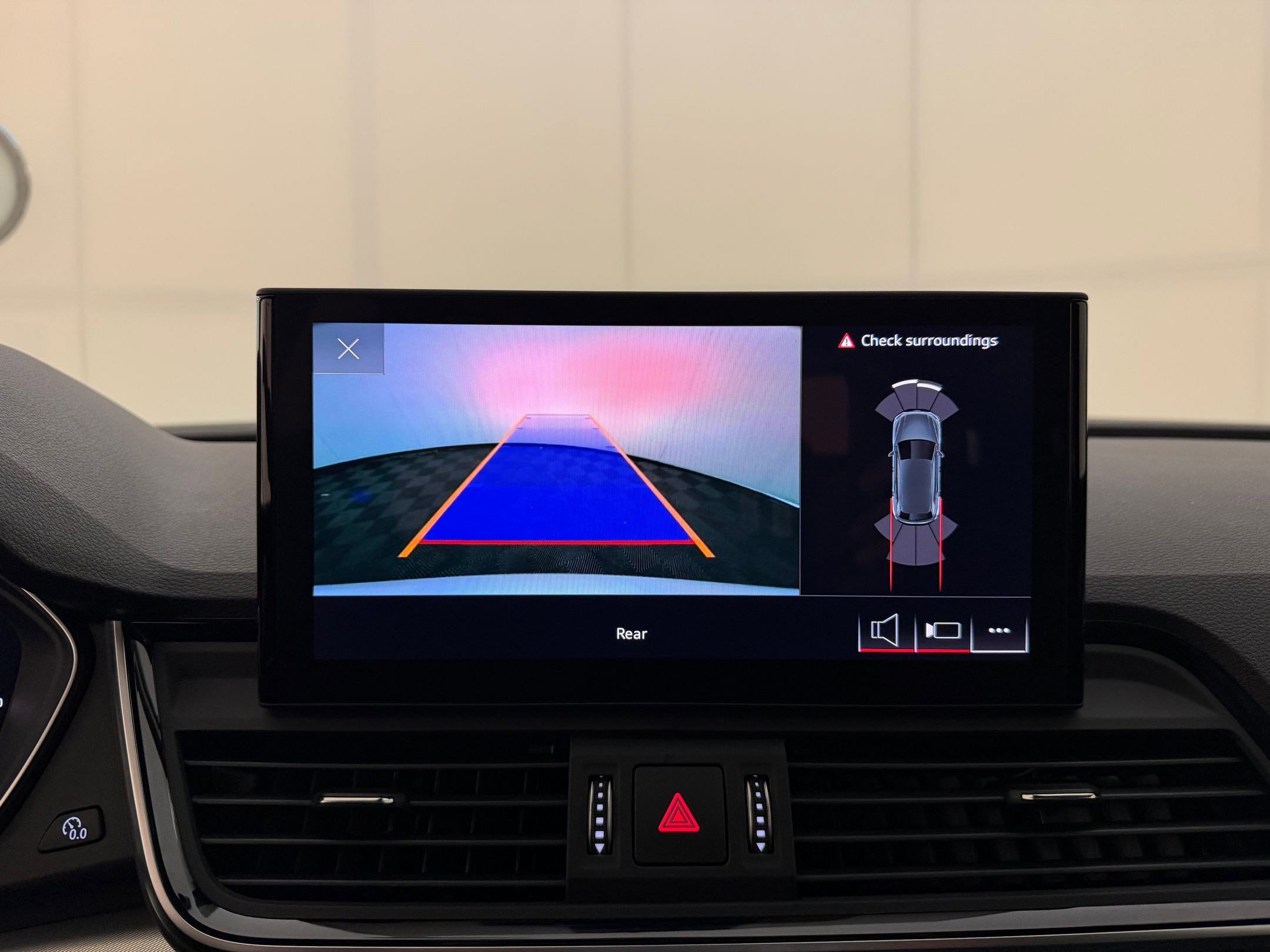 Certified 2025 Audi Q5 2.0T Premium w/ Convenience Plus Package image 24