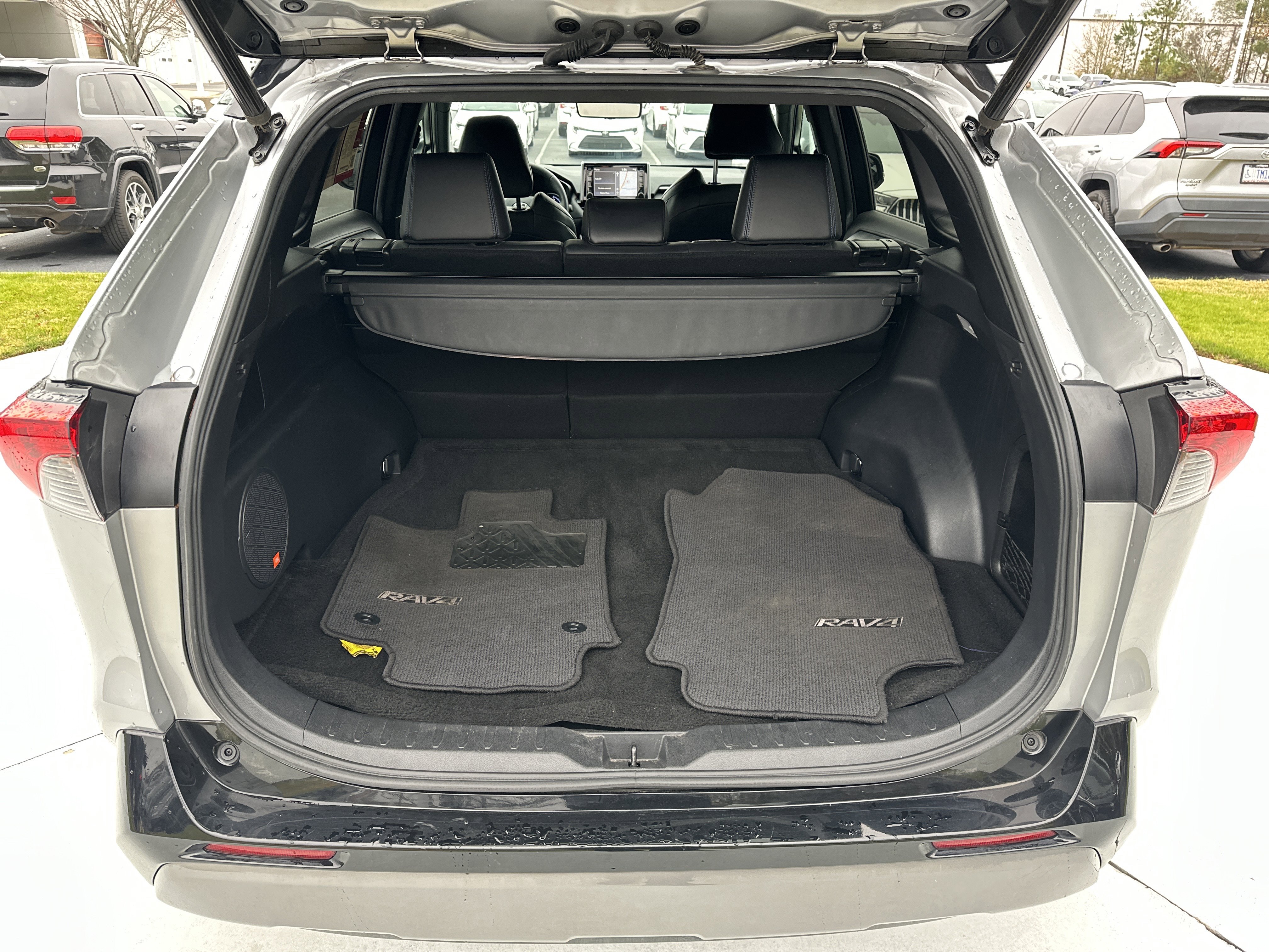 Used 2021 Toyota RAV4 XSE w/ XSE Grade Weather Package image 32