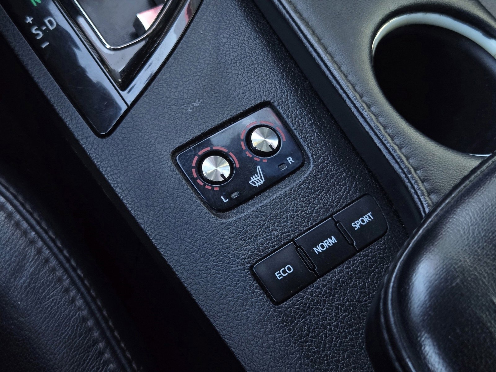 Certified 2018 Toyota Avalon XLE Plus w/ Carpet Mat Package image 19