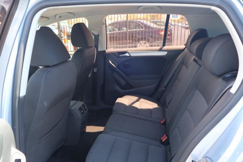 Used 2011 Volkswagen Golf TDI FWD image 26