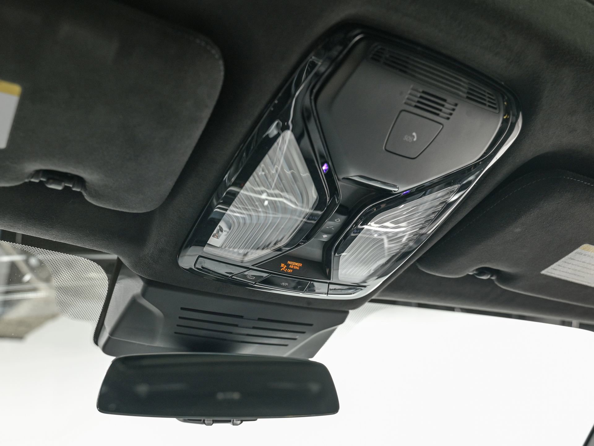 Used 2024 BMW X7 xDrive40i w/ Executive Package image 25