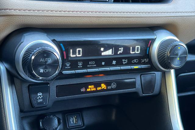 Certified 2023 Toyota RAV4 LE AWD/4WD image 22